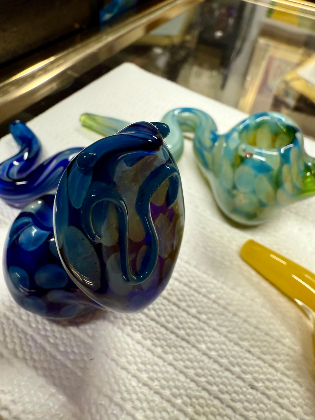 Ripkitty 5" COBRA glass hand pipe — cobra head detail with open bowl, assorted color, white mat